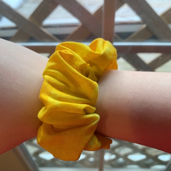 Assorted Scrunchie Bundle - Picture 4 of 4